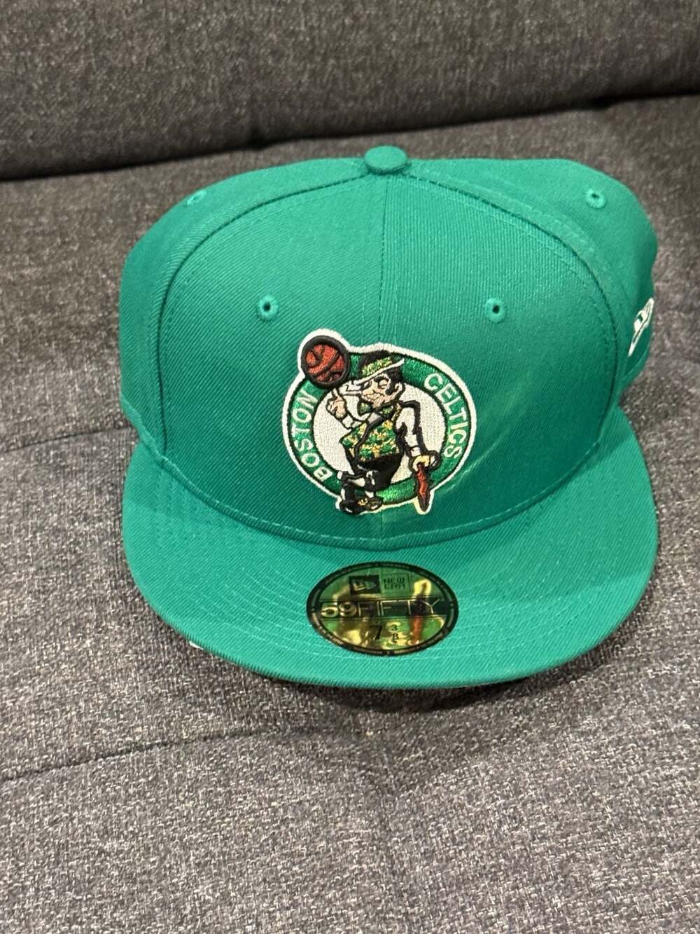 New Era Boston Celtics 59FIFTY Fitted Hat Size 7 3/8 Kelly Green